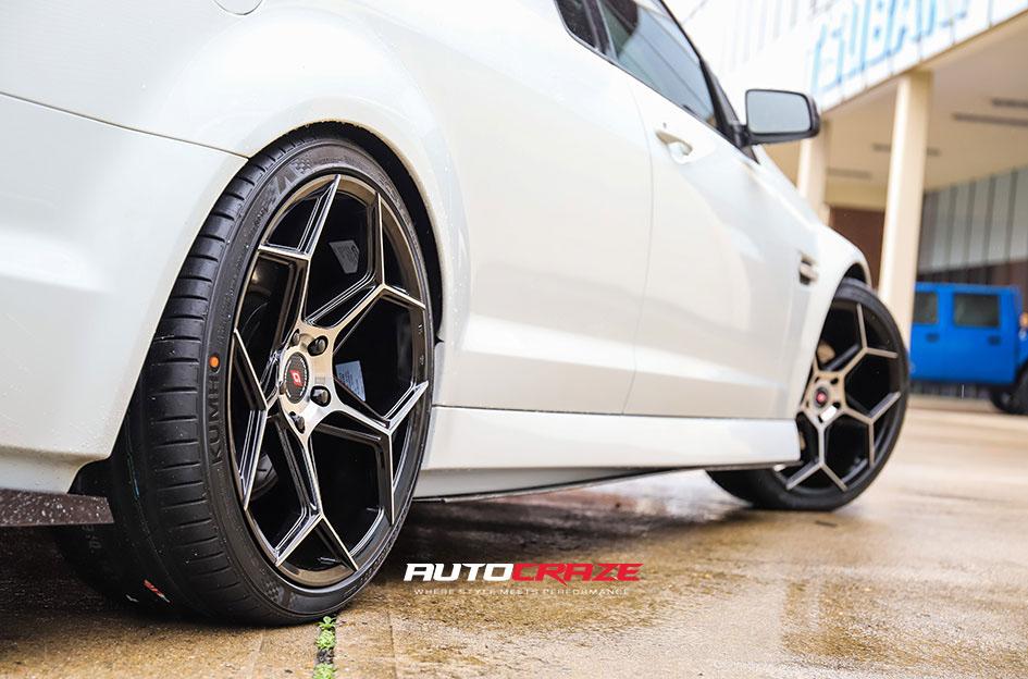 HOLDEN-COMMODORE-IFG40-BLACK-MACHINED-FACE